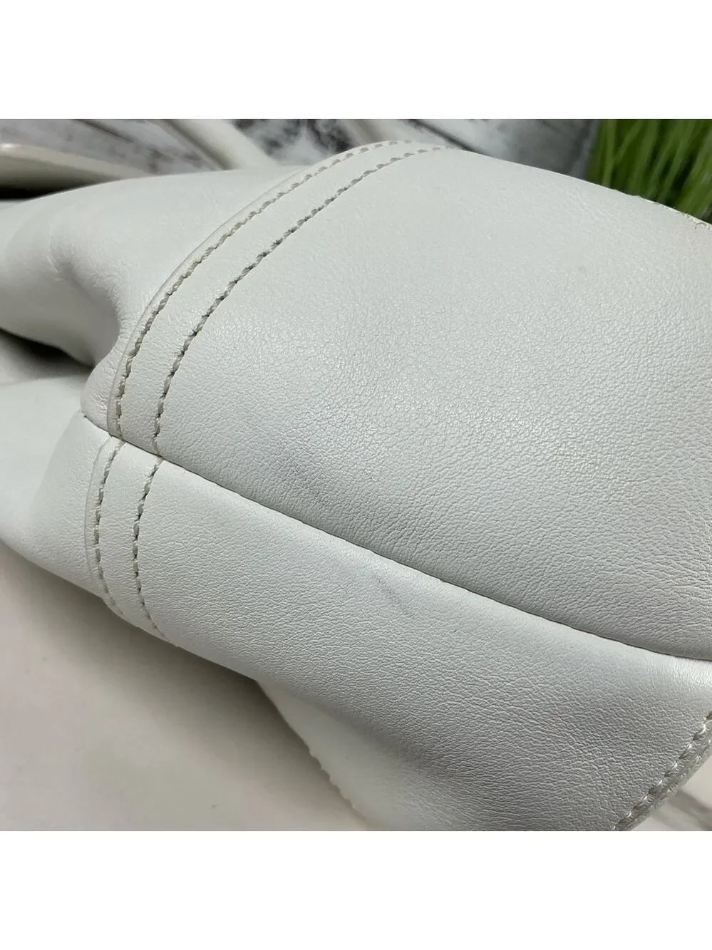 Coach Buckle Vintage Hand Shoulder Bag Soho‎ White Leather Satchel Silver Hardwa